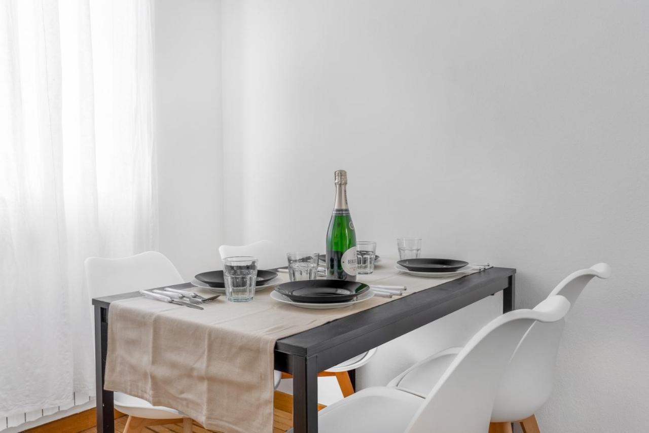 Duomo 7 Minuti Exclusive Apartment Vercelli Milano Dış mekan fotoğraf
